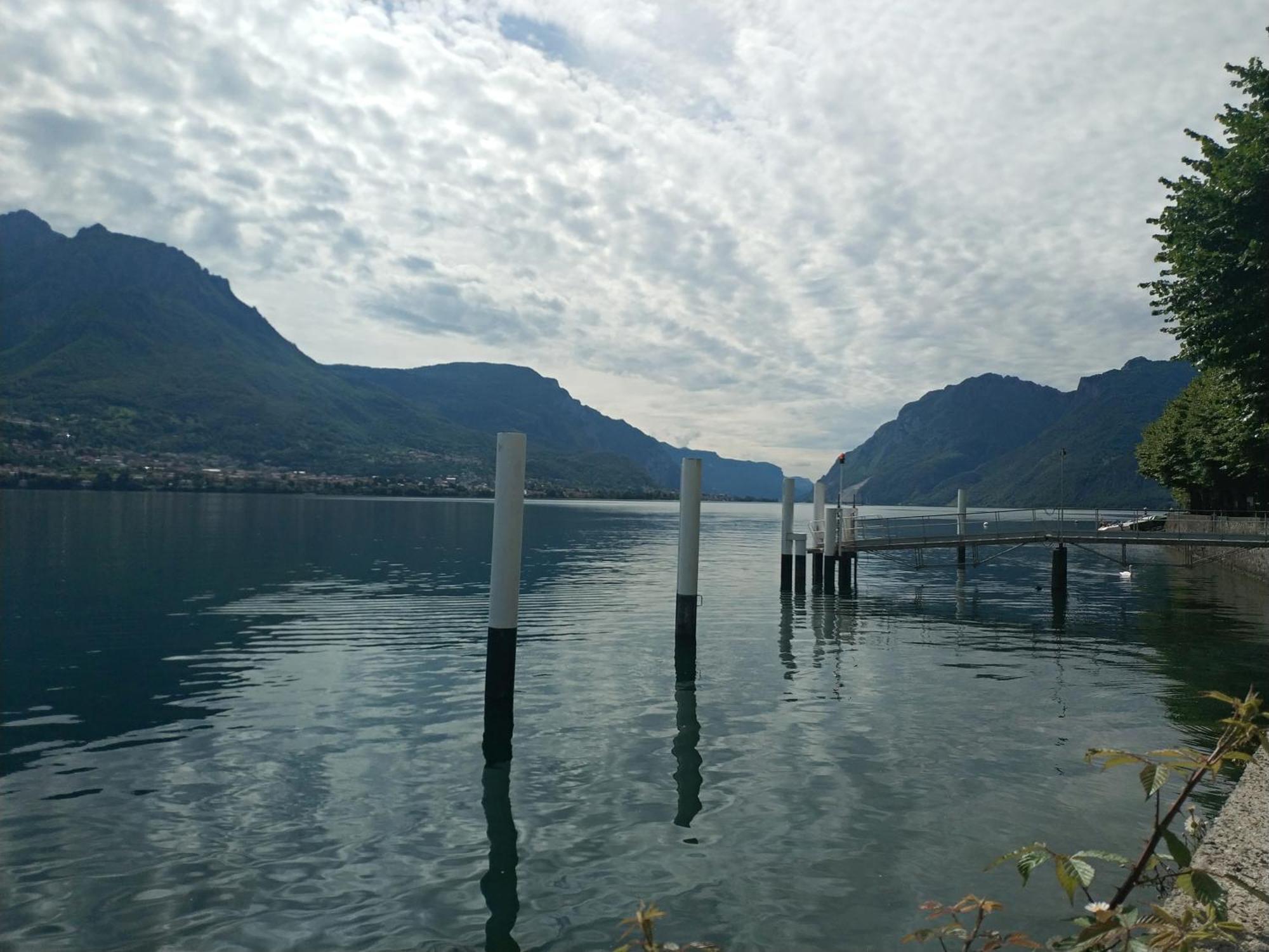 Apartment A Lago Private Beach And Parking Oliveto Lario Номер фото