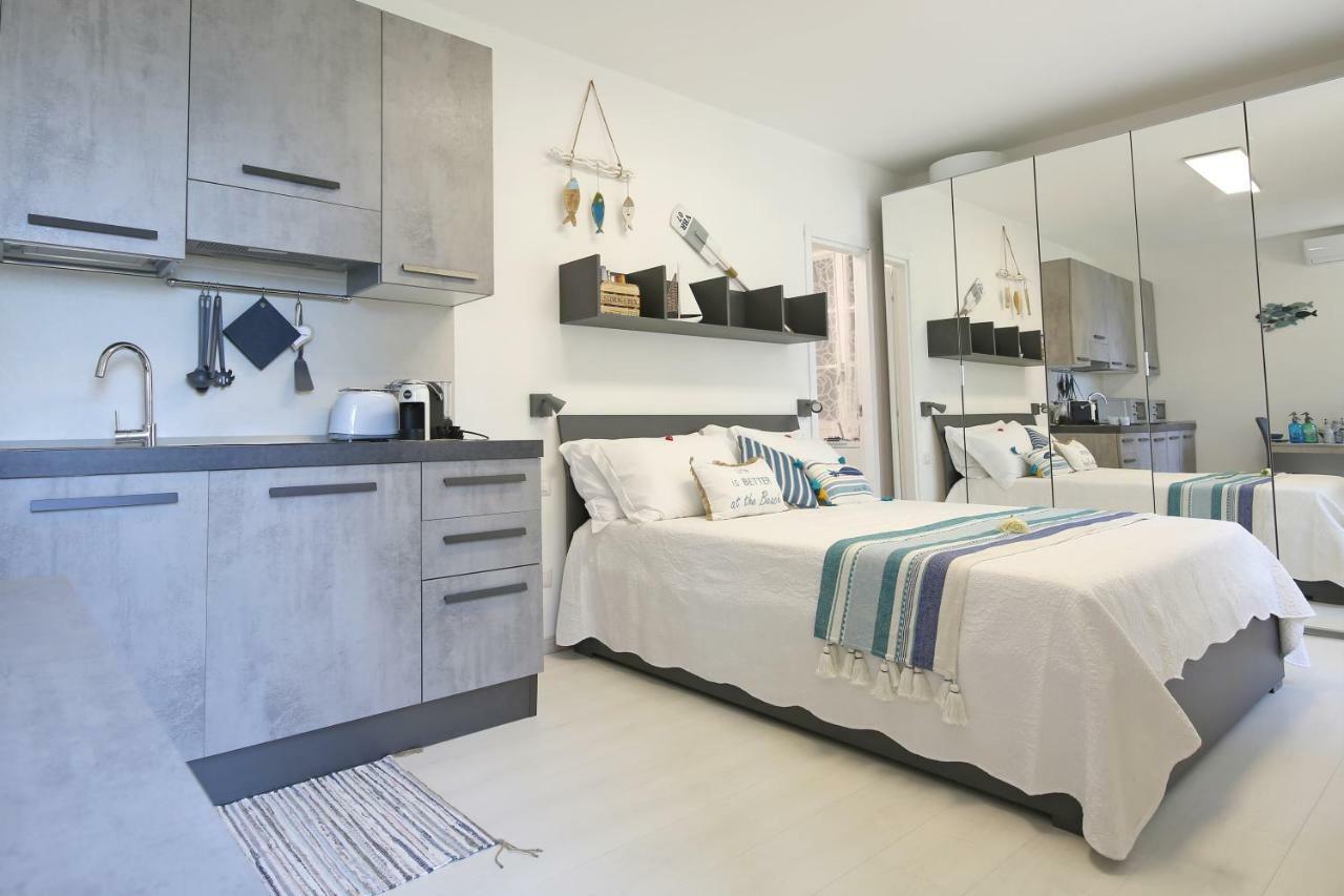 Apartment A Lago Private Beach And Parking Oliveto Lario Екстер'єр фото